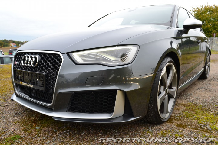 Audi RS3  2016