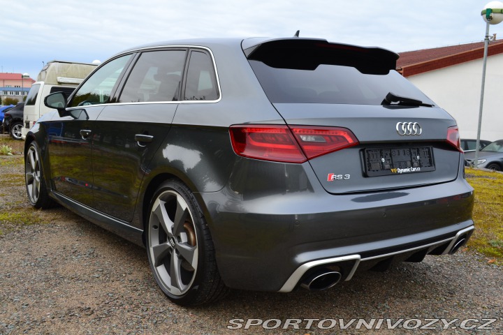 Audi RS3  2016