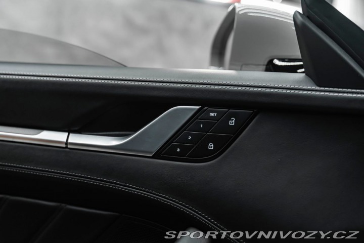 Porsche 911 Turbo S, Aerokit, Bose, L 1800