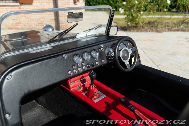 Ostatní značky Ostatní modely Robin Hood Engineering S7 1979