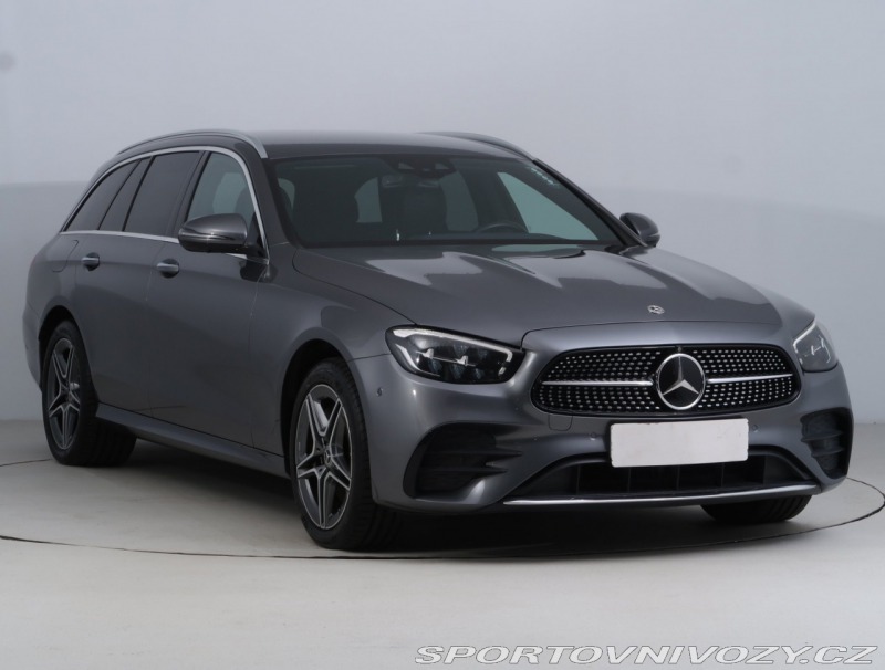 Mercedes-Benz E AMG Paket E 300 de 4MATIC