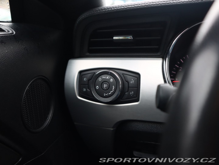 Ford Mustang GT V8 5.0 2016