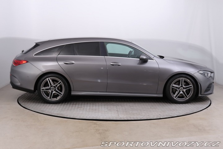 Mercedes-Benz CLA 200 2019