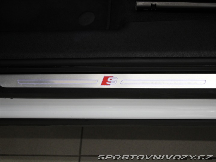 Audi Ostatní modely Q3 2,0 TDi AT S-Line BEZKLÍČ 2023