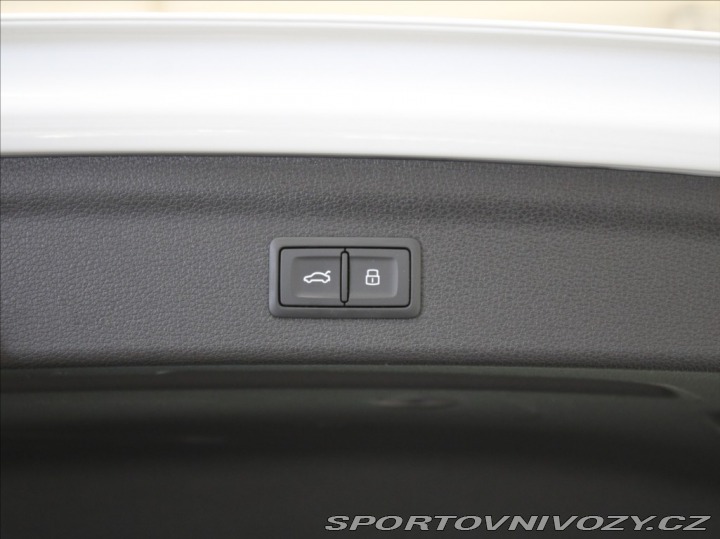 Audi Ostatní modely Q3 2,0 TDi AT S-Line BEZKLÍČ 2023