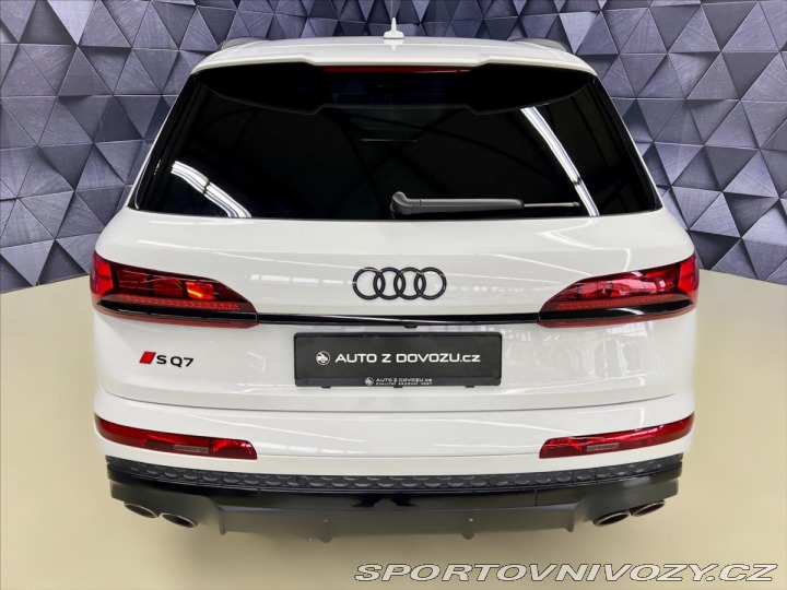 Audi SQ7 4.0 TFSI QUATTRO, 7.MÍST, 2024