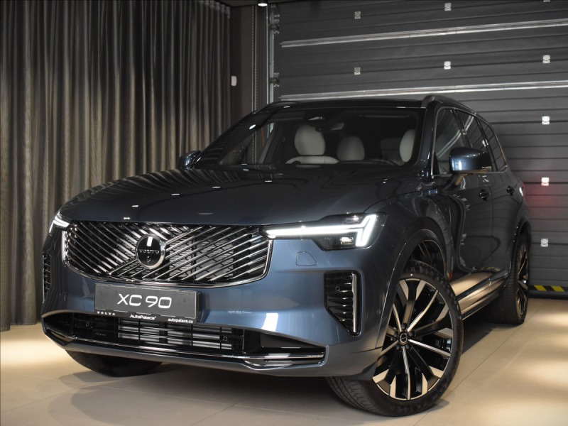 Volvo Ostatní modely XC90 2,0 T8  Ultra Bright