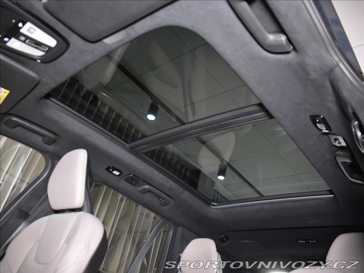 Volvo Ostatní modely XC90 2,0 T8 Ultra Bright 2025