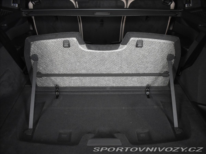 Volvo Ostatní modely XC90 2,0 T8 Ultra Bright 2025
