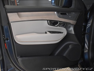 Volvo Ostatní modely XC90 2,0 T8  Ultra Bright 2025