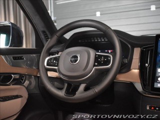 Volvo Ostatní modely XC90 2,0 T8  Ultra Bright 2025