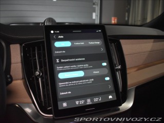 Volvo Ostatní modely XC90 2,0 T8  Ultra Bright 2025