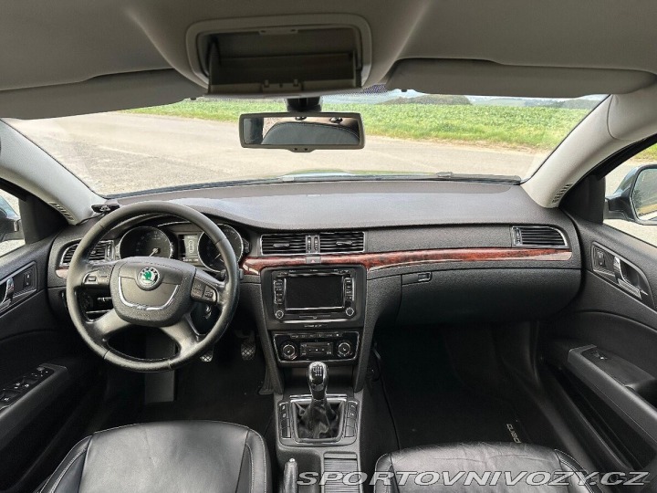 Škoda Superb 2,0 TDi, 103 kw,combi r 2010