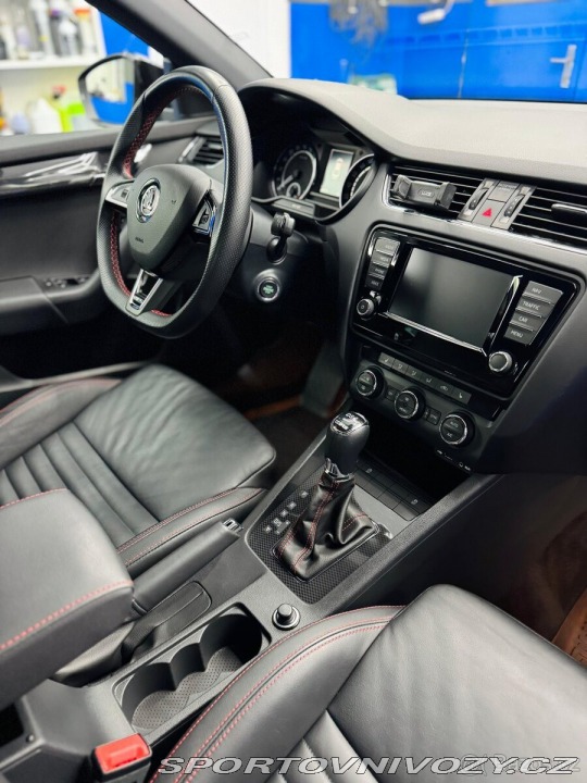 Škoda Octavia RS 2,0 TDI 135 kW DSG – to 1800