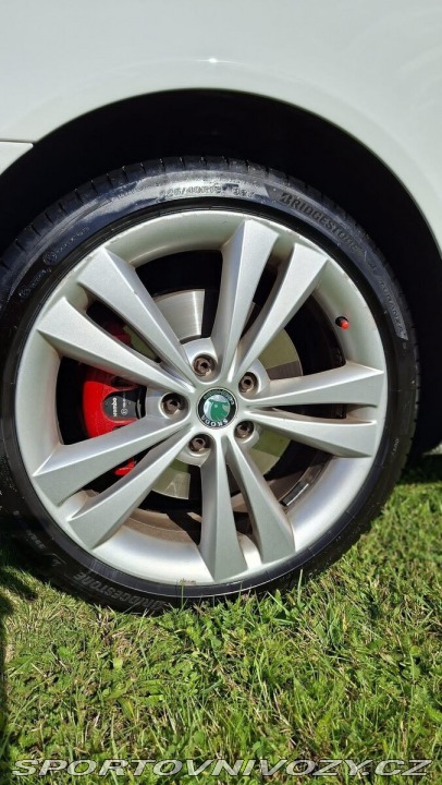Škoda Octavia RS 2,0 2- WRS TSI 147kW 1800