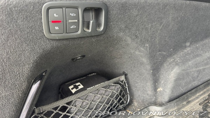 Audi Ostatní modely Q7 3,0 TDI, 200 kw, S-line 2017