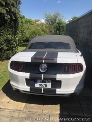 Ford Mustang 3.7L V6 2013