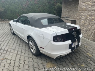 Ford Mustang 3.7L V6 2013
