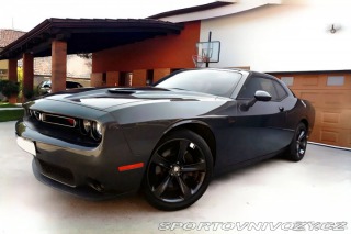 Dodge Challenger 5,7 V8 Hemi 2017