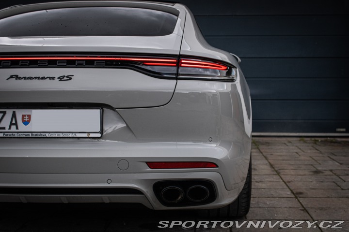 Porsche Panamera 4S 2.9 V6 PDK bez elektra 2022