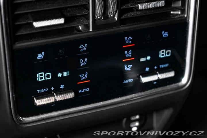 Porsche Cayenne Coupe 3,0 BOSE PDLS+ Vzdu 2020
