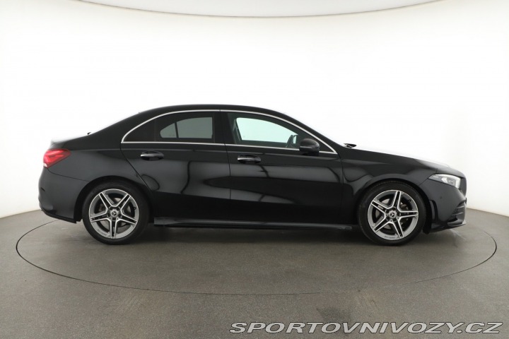 Mercedes-Benz A A 200 2021