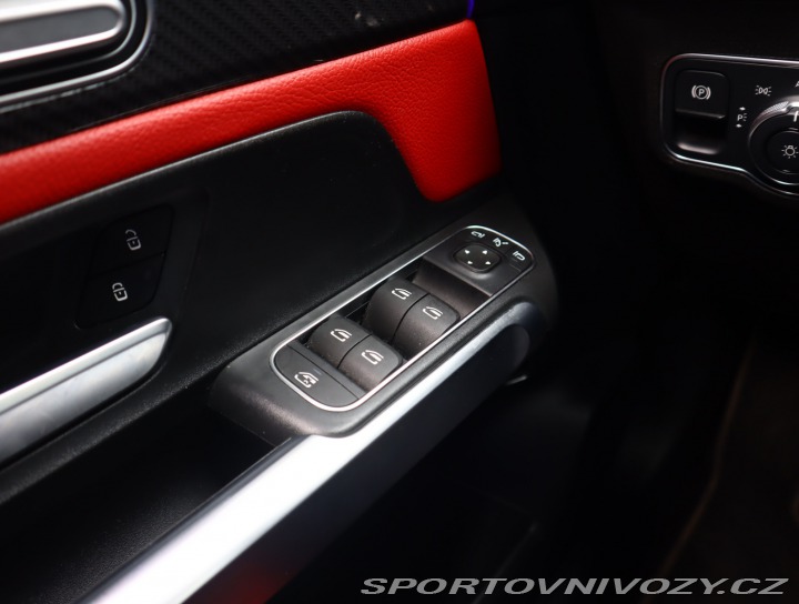 Mercedes-Benz Ostatní modely GLB AMG line GLB 35 AMG 4MATI 2021