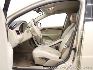Volvo S80 3,2 R6 238koní AT R19 TZ 2008