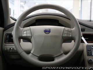 Volvo S80 3,2 R6 238koní AT R19 TZ 2008