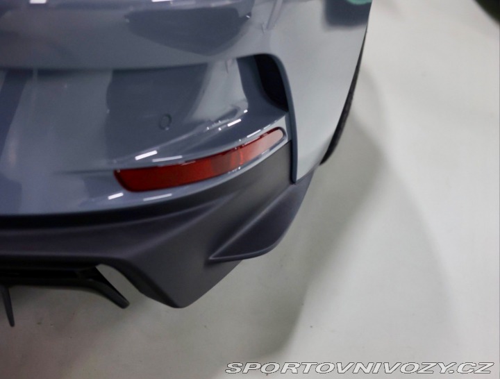 Porsche 911 992 GT3 Touring | Arctic 2024