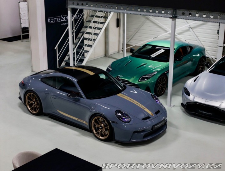 Porsche 911 992 GT3 Touring | Arctic 2024