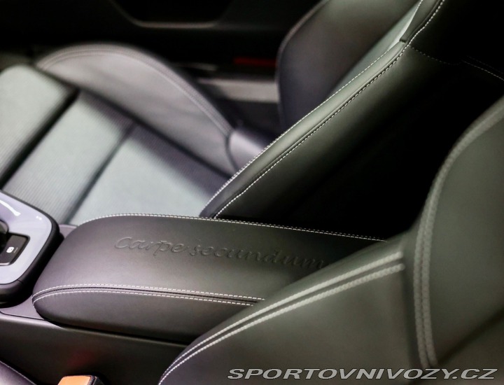 Porsche 911 992 GT3 Touring | Arctic 2024