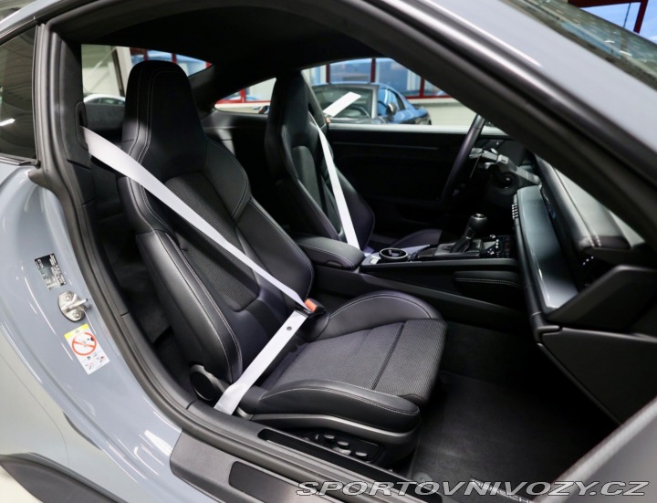 Porsche 911 992 GT3 Touring | Arctic 2024