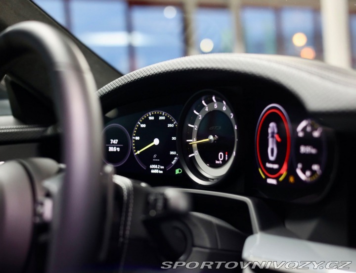 Porsche 911 992 GT3 Touring | Arctic 2024