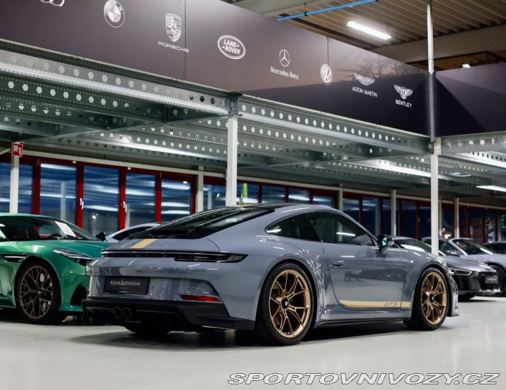 Porsche 911 992 GT3 Touring | Arctic 2024
