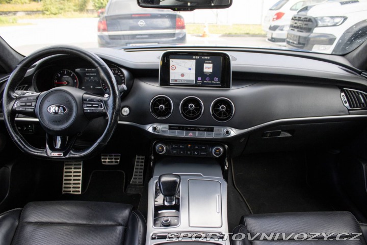 Kia Stinger 2.2 CRDI GT Line 4WD A/T 2017