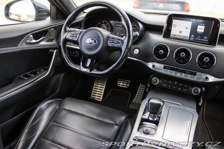 Kia Stinger 2.2 CRDI GT Line 4WD A/T 2017