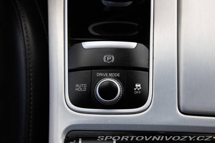 Kia Stinger 2.2 CRDI GT Line 4WD A/T 2017