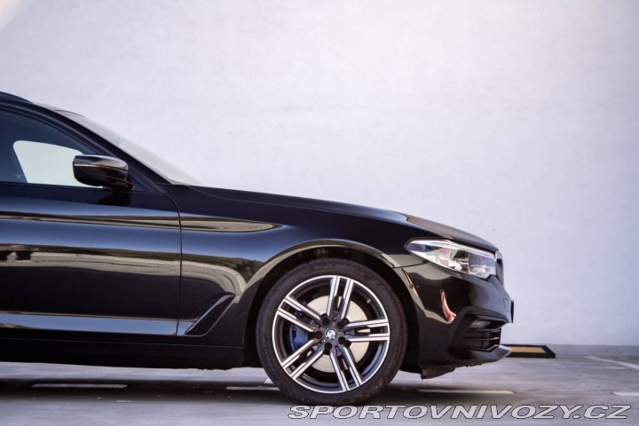 BMW 5 Touring G31 540i xDrive 2019