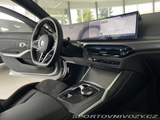 BMW 3 330i xDrive*M-SPORT*Distr 2025