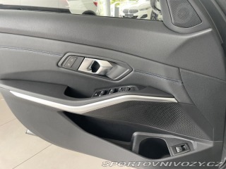 BMW 3 330i xDrive*M-SPORT*Distr 2025