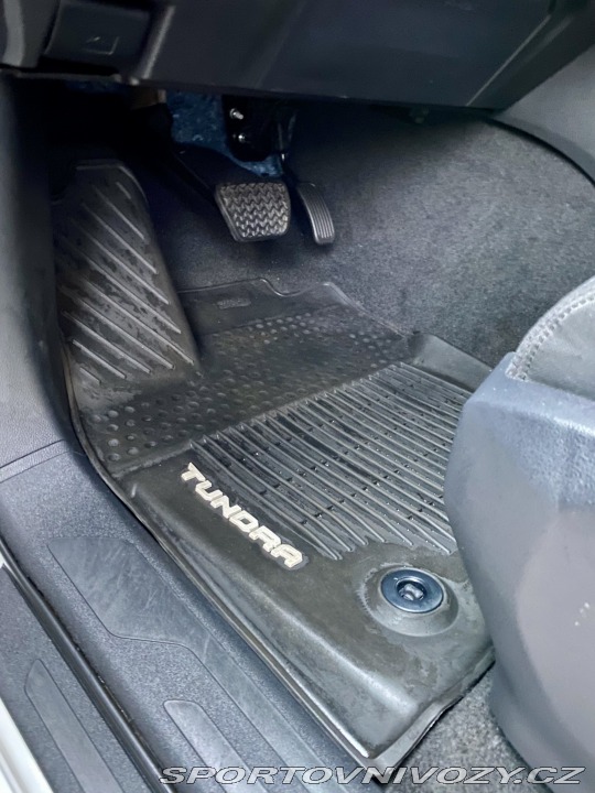 Toyota Ostatní modely Tundra 3.5 SR5 4x4 Biturb 2022