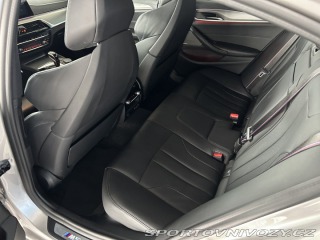 BMW M5 441kW V8,1.MAJITEL,ČR,DPH 2019