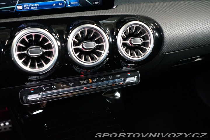 Mercedes-Benz CLA 200d*AMG*NIGHT*TAŽNÉ*DIST 2024