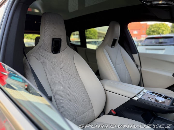 BMW iX xDrive50, Plná výbava, ČR 2022