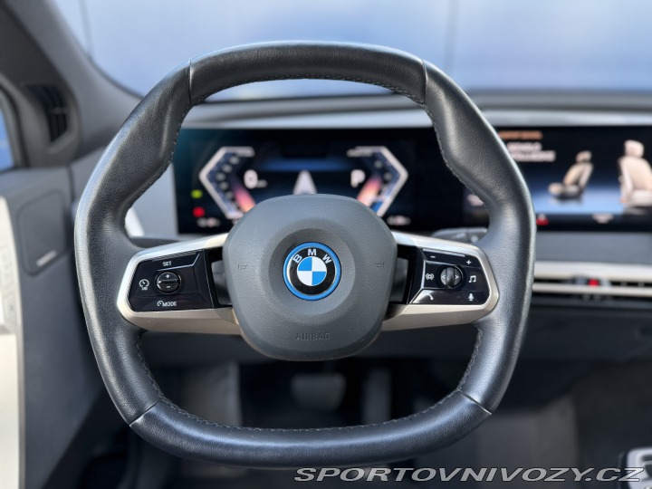 BMW iX xDrive50, Plná výbava, ČR 2022