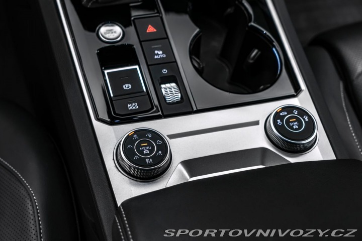 Volkswagen Ostatní modely Touareg R-line 4M 210kW IQ-Light 1800