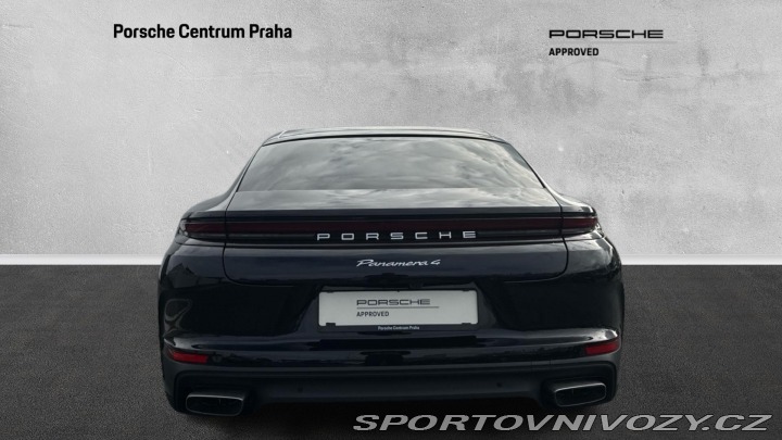 Porsche Panamera 4 2023