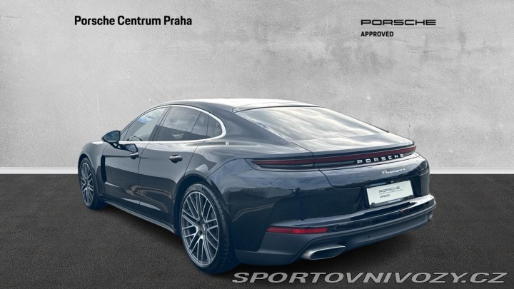 Porsche Panamera 4 2023