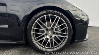 Porsche Panamera 4 2023